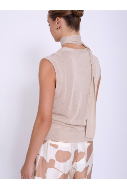 Chaleco punto cruzado