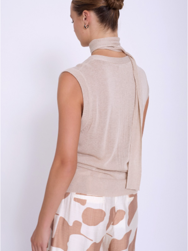 Chaleco punto cruzado